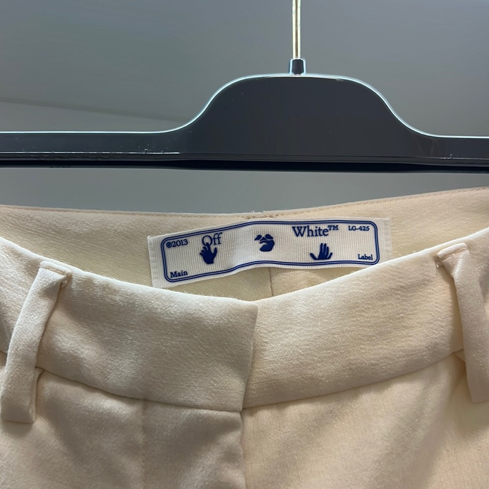 Off white straight legs pants wool + viscose